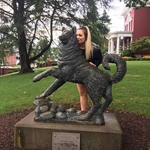 Meet your Posher, Erica